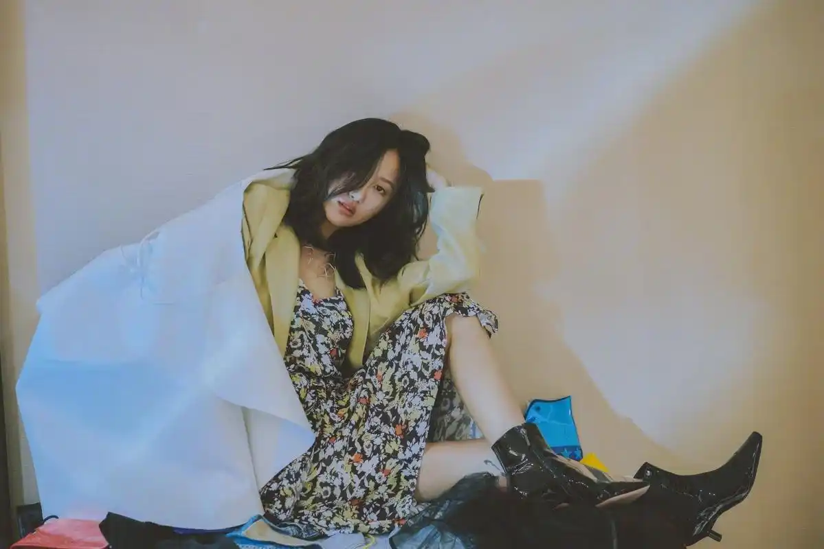 明星写真美图|陈粒