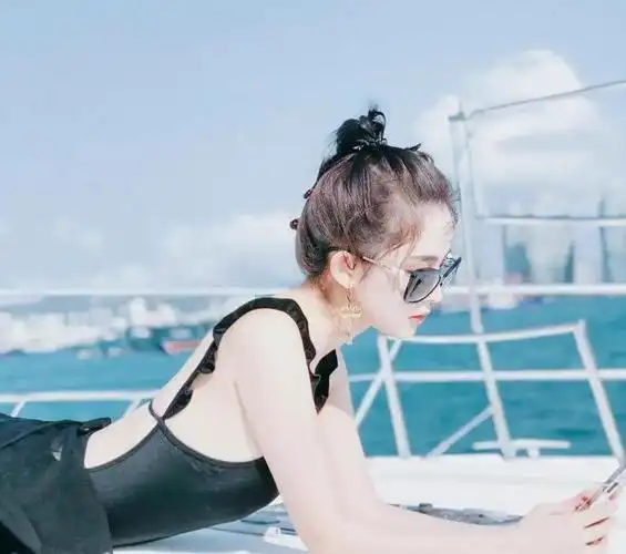 比基尼|大长腿|古力娜扎|傲人身材_网易订阅