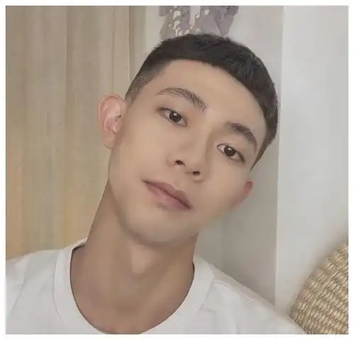 男生必会的4款精致短发冬天这样剪发型真的好看时髦帅气