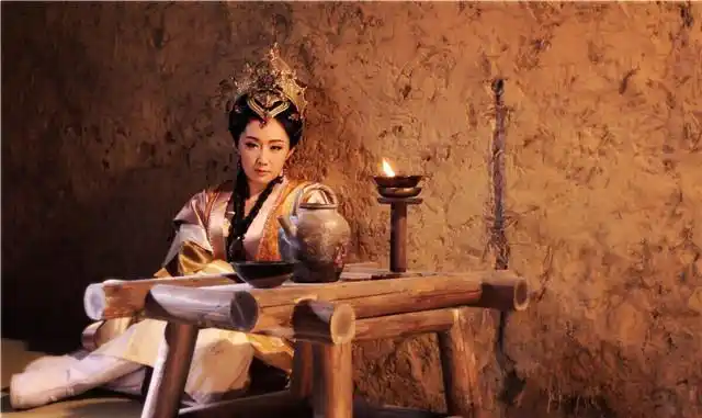 《封神英雄榜2》剧情进入高潮,涂黎曼饰演的邓婵玉将军在万众期待中