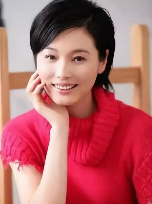 知名女星张延:父亲早逝最疼妈妈,我与丈夫有两个家