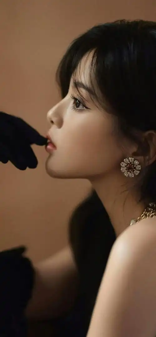 杨超越——壁纸