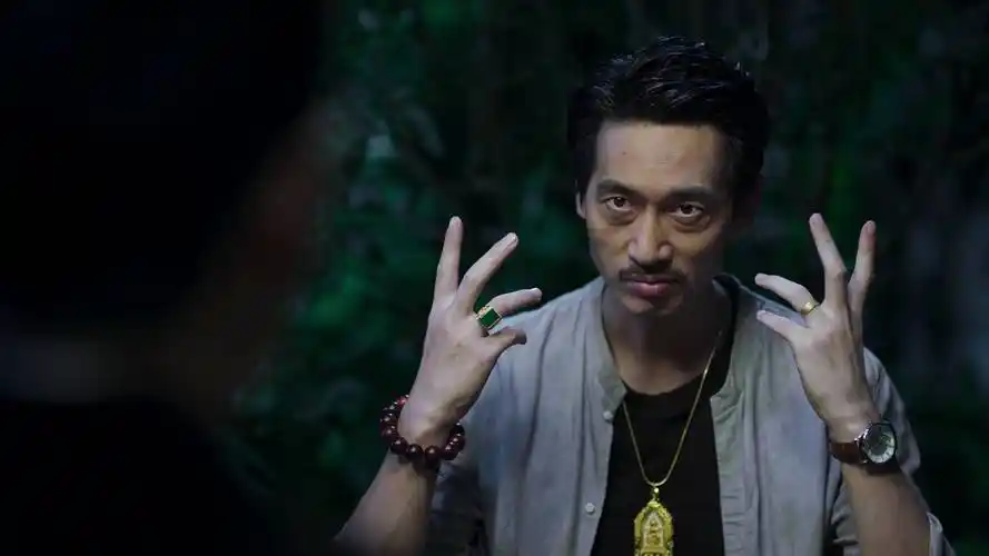 万万没想到,王劲松会以这样的方式,在2022年下半年打出一副王炸