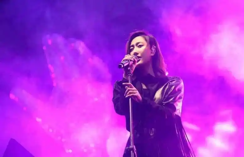 陈粒杭州演唱会2018_门票预订【有票】_2019陈粒"洄游"巡回演唱会杭州