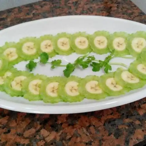 苦瓜香蕉拼盘的做法