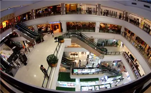 扬州时代广场年营业额达15亿 建筑面积6.8万平