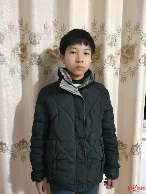 13岁男孩期末没考好书包里被翻出一本手绘中草药图