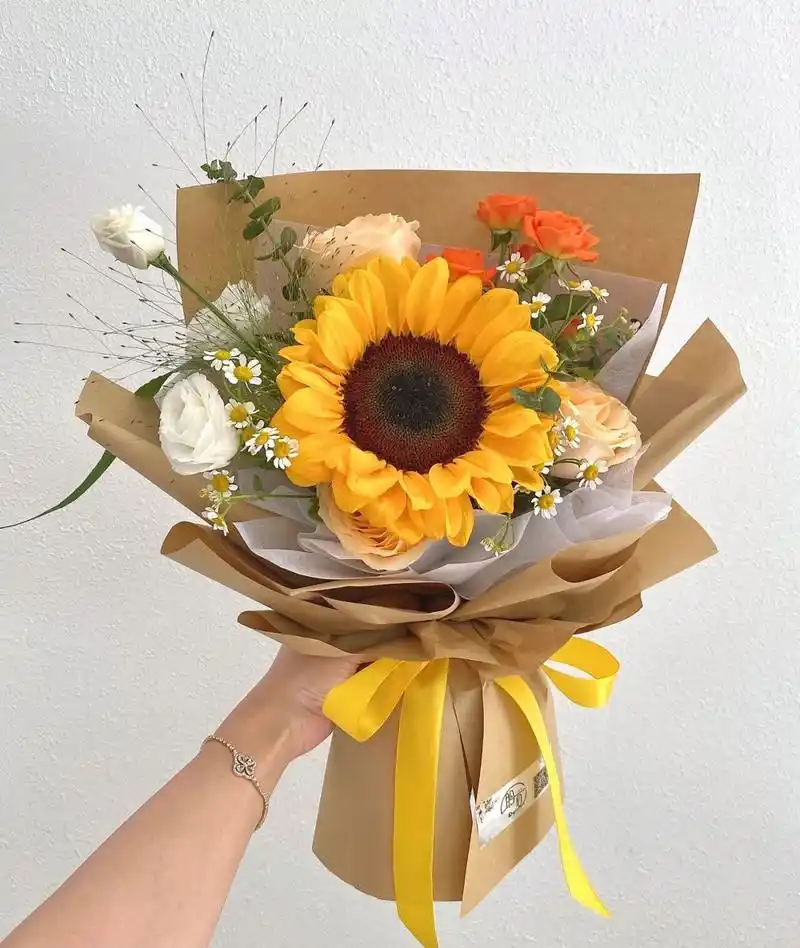 教师节向日葵小花束 | 珠海花店 向日葵plus,让这小花束看起来也不