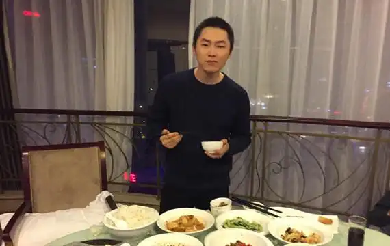 梁博的女朋友是谁 梁博女友姜薪个人资料背景大揭秘