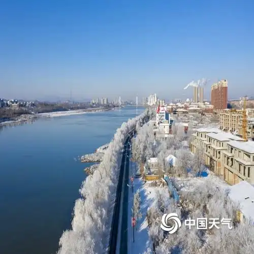 一组图告诉你祖国有多大 南方繁花似锦北方大雪纷飞