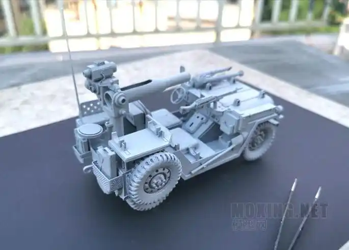 全纸制125m151a2陶氏导弹发射车