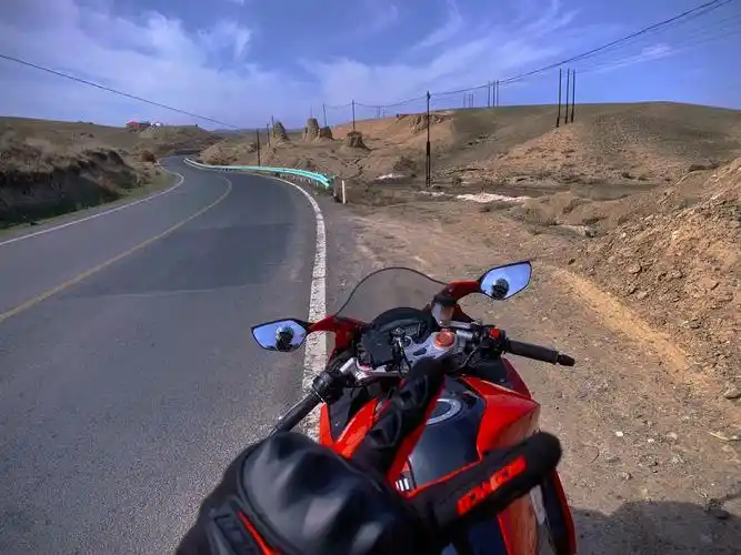 跑山压弯 #第一视角 #爱机车爱生活 #摩托车 #风和自由 - 抖音