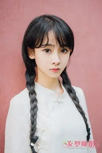 扎马尾适合刘海吗 扎马尾怎么留刘海(2)