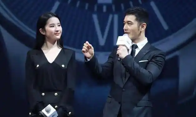 良陈美锦影视化黄晓明与刘亦菲再合作引热议