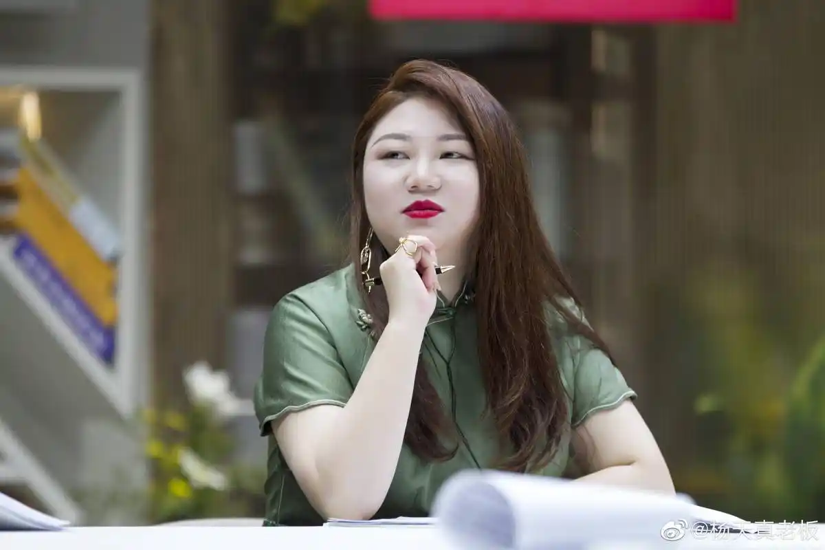 杨天真《奇葩说》爆金句!你翻天覆地的情绪,是没有观众的独角戏_职场