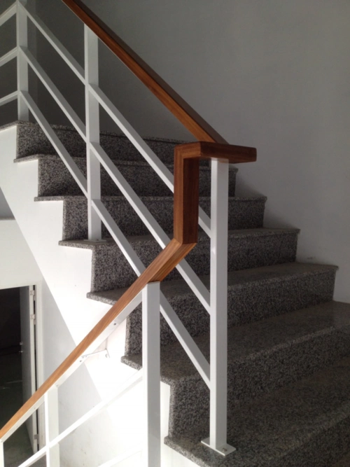 现代式楼梯扶手