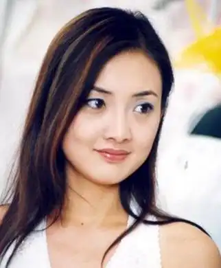 图牛莉年轻照片曝光与张国强上演邻居的诱惑