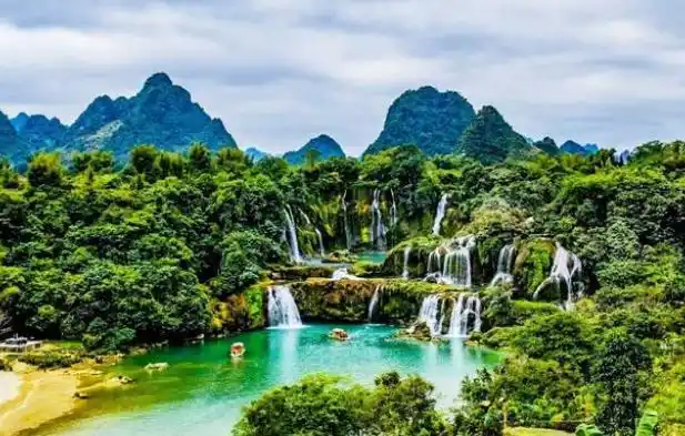 夏季自驾指南,一路上风景秀丽,每一条都是最好的!