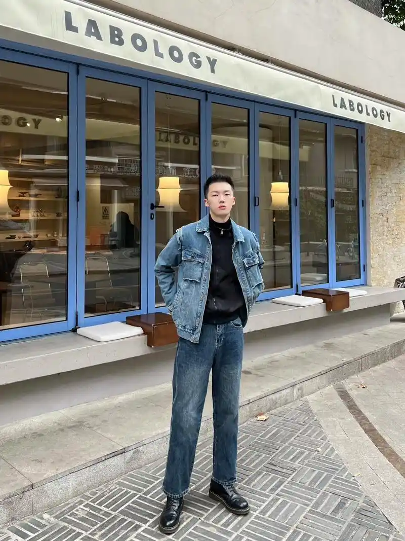 有牛仔才是春天.#男生穿搭 #185大帅哥 #牛仔外套 #可 - 抖音