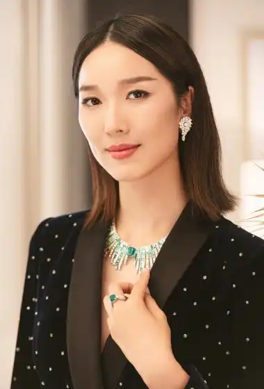 李亚男气质性感写真图片44