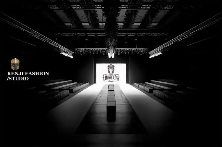 这到底是场什么局西安电视塔为它点亮星空灯光t台全部聚齐