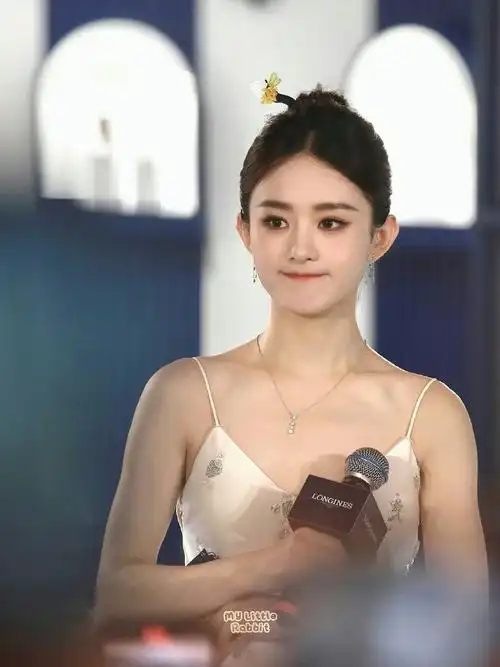 嗑颜bot##赵丽颖丸子头簪发