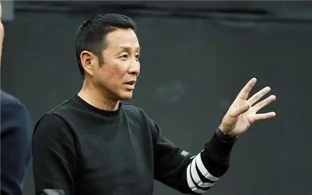 嚣张的"王劲松"敢"推"整个娱乐圈