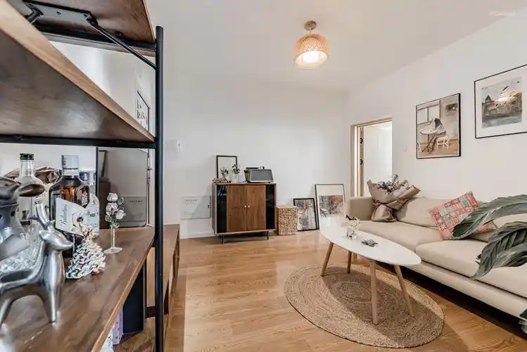 47㎡一居改两居打造美观与功能兼得的过渡邪门港湾