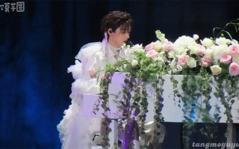 你知道宋亚轩的不枉有多漂亮吗!