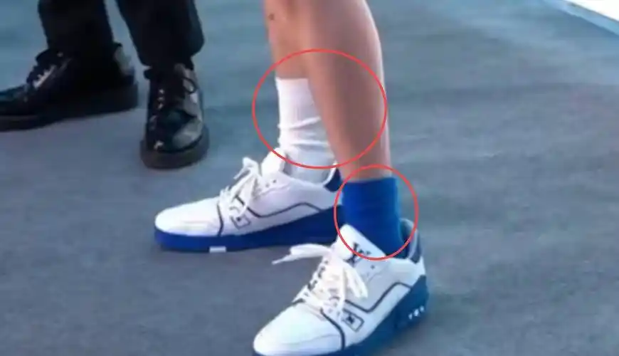 恰好是少年发布会:刘昊然穿错袜子,王俊凯谈高反经历心疼又好笑_流星