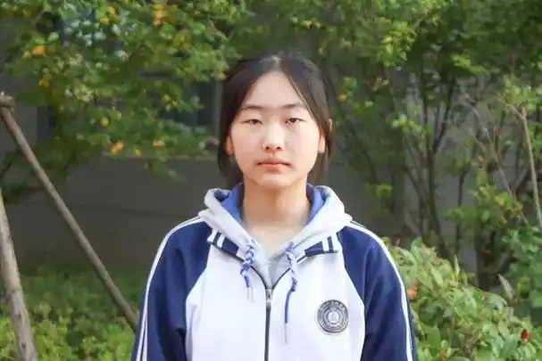 南阳市六全高中「六全最美学生第48期」行稳致远,久久为功