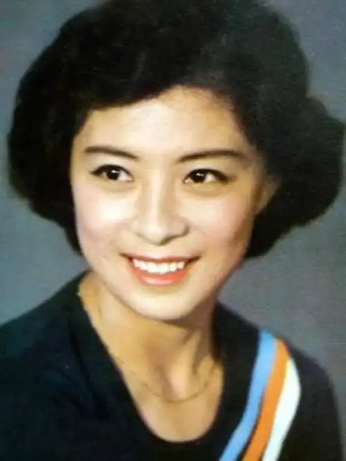 著名演员刘佳泳装出镜第一人嫁大13岁老公如今过得如何