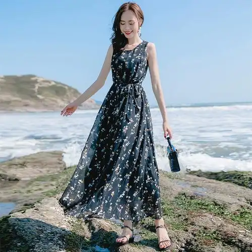 裙子女夏季背心长裙收腰黑色碎花沙滩裙海边度假2021年连衣裙新款