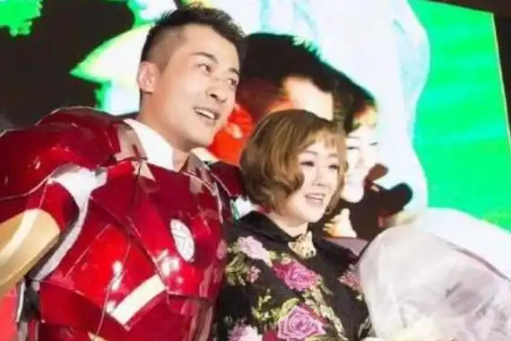 818辛巴前妻照片没有前妻均为谣言虚造理性吃瓜