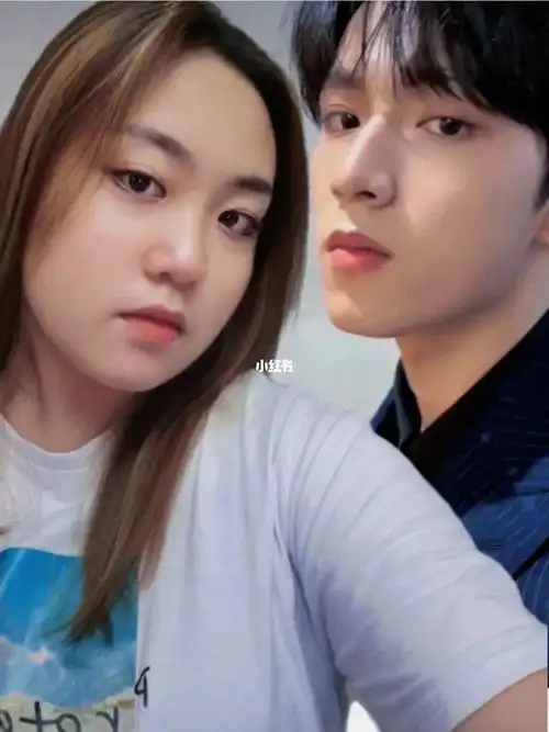 刘耀文甜文    #做梦素材   #明星合影   #明星合照p图   #tnt时代