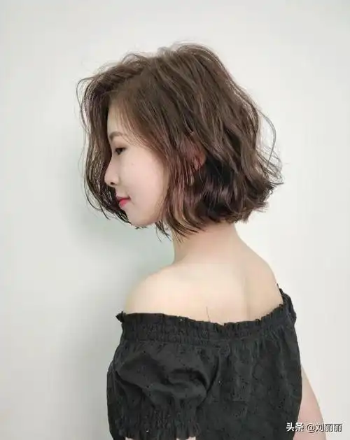 2021年烫发流行什么卷2021年烫发流行什么卷可扎