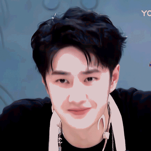 王一博小表情好可爱#让我来看看是谁的奶膘在乱飙,咱们的酷盖也有很