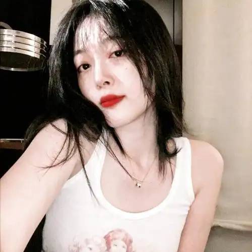 崔雪莉人间水蜜桃女生头像