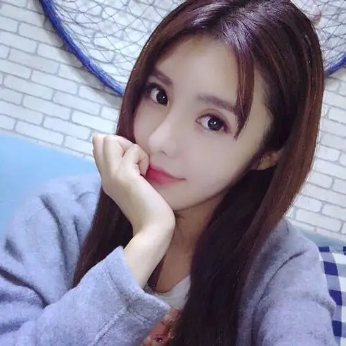 一边哭一边说这是曾经女生唯美qq皮肤图片