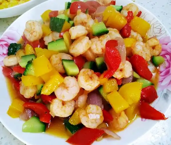 彩椒炒虾仁超简单的做法