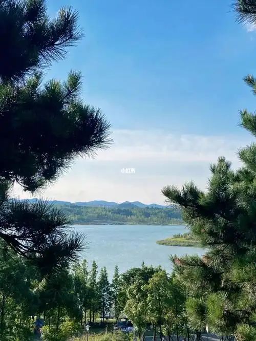 贵阳周边~月亮湖93