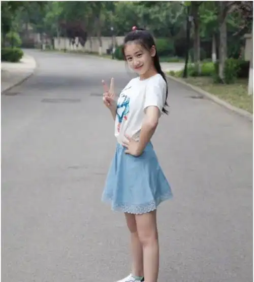 18岁胸疼是不是发育 我10岁,胸部是不是发育了?