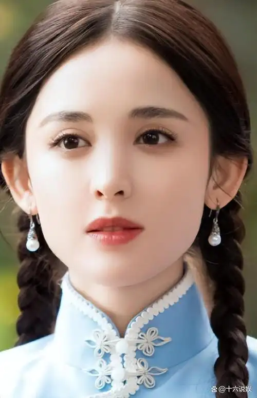 古力娜扎与成龙同庆70岁大寿亲密合影曝光年龄差距38岁