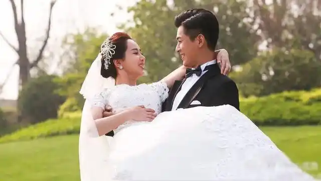 美翻了!杨紫多张婚纱照曝光 披婚纱嫁乔振宇