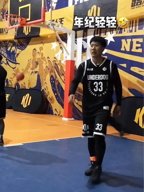 20岁的年纪,60岁的打法……. 路人王篮球 聚焦每一次全力以赴