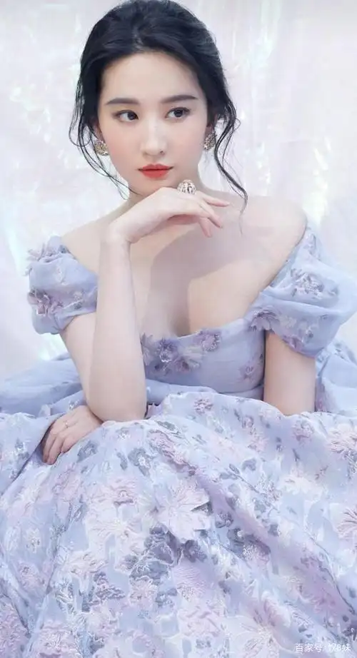 今日图集分享:刘亦菲