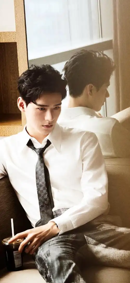 龚俊 时尚芭莎年度派对##龚俊