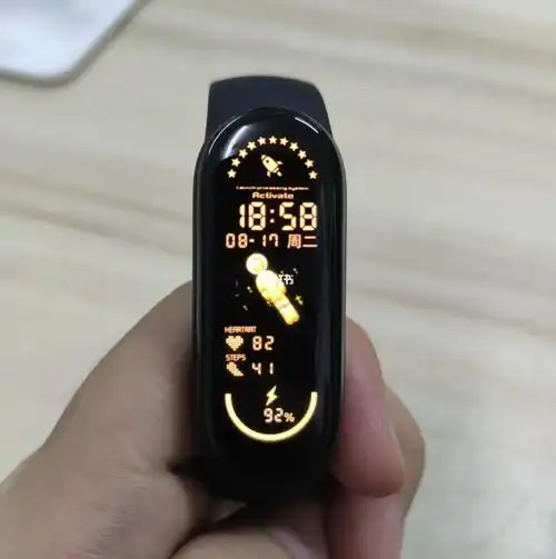 这个表盘爱了,把红米手表换成小米手环6了,感觉轻巧方便多了.