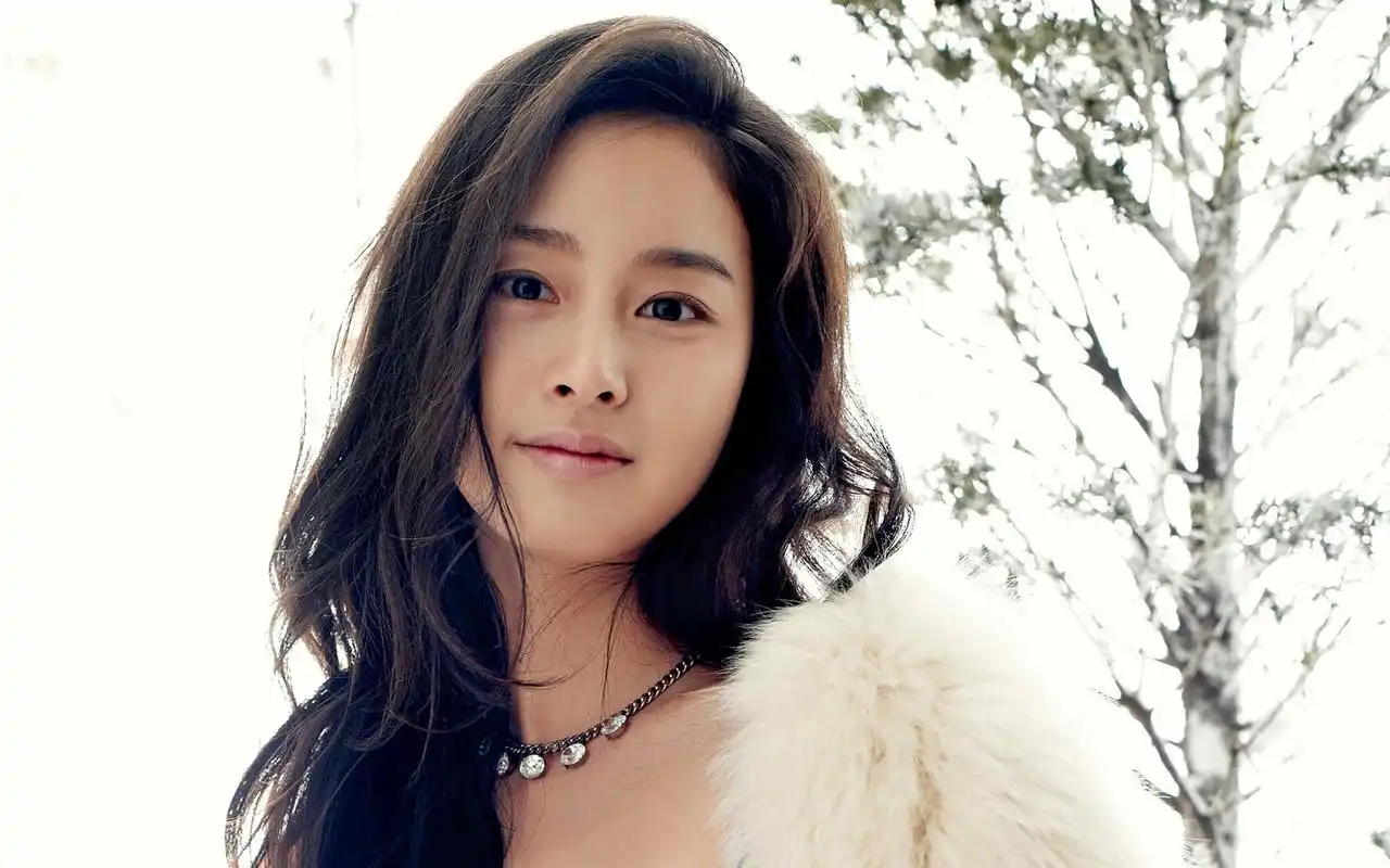 金泰熙壁纸图片