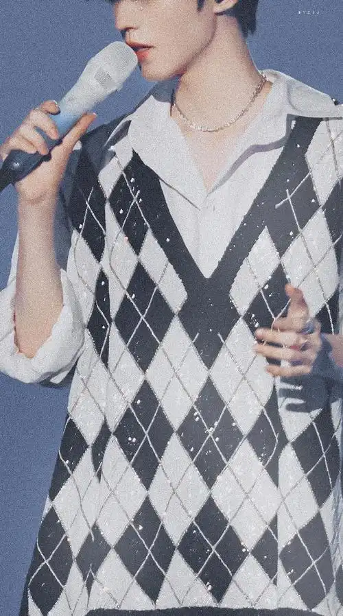 王俊凯的话筒合集 是优雅王子的专属